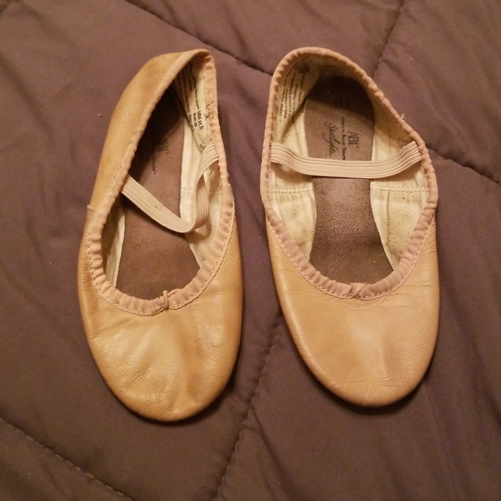 Ballet shoes sz 11.5